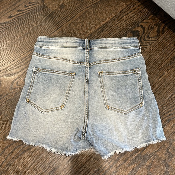 Pilcro denim shorts - Picture 2 of 4